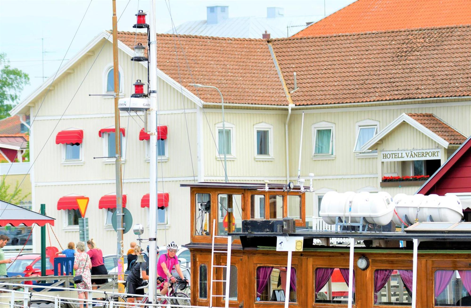 Vaenerport Lakefront Hotell Mariestad Buitenkant foto