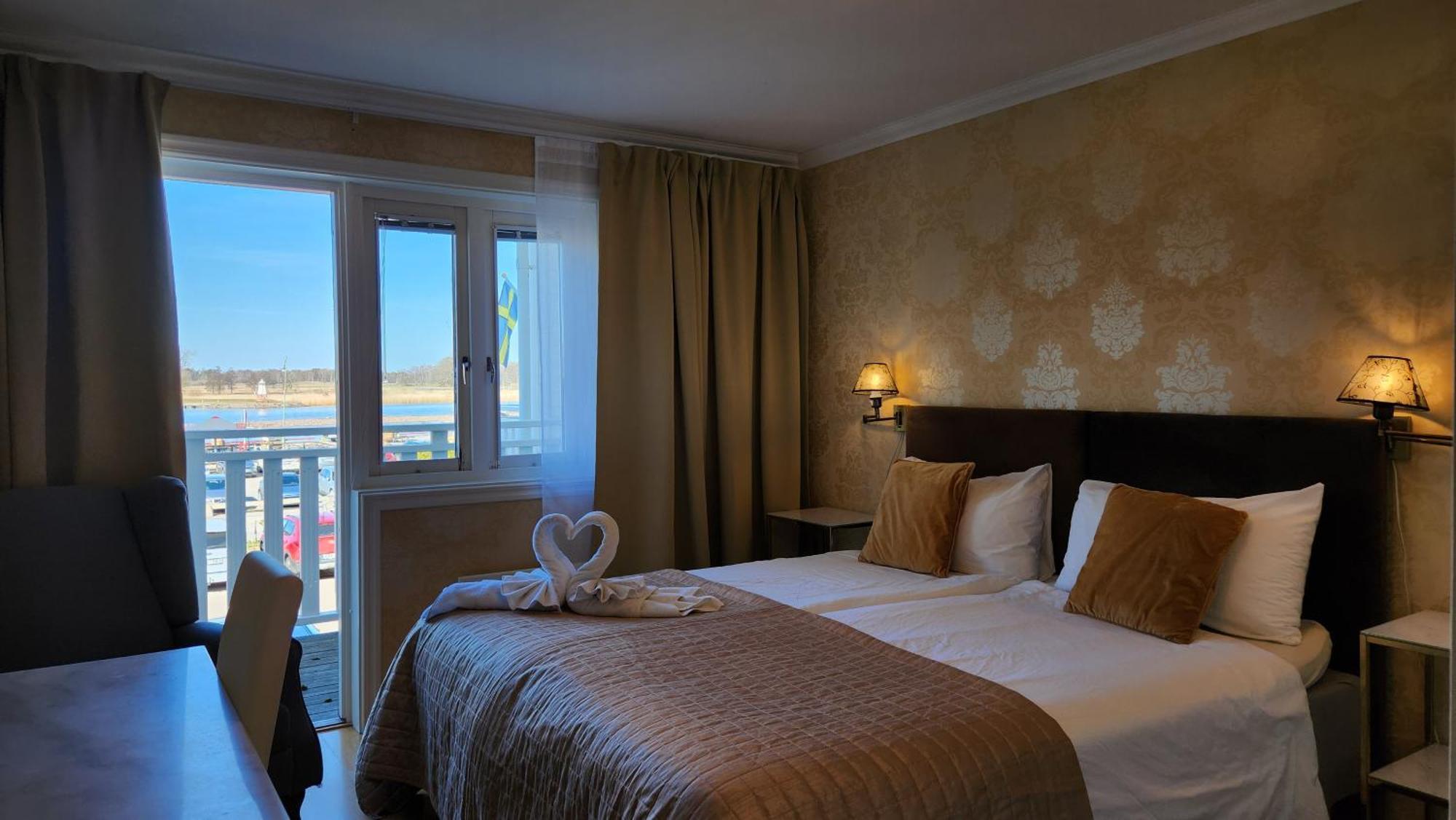 Vaenerport Lakefront Hotell Mariestad Buitenkant foto