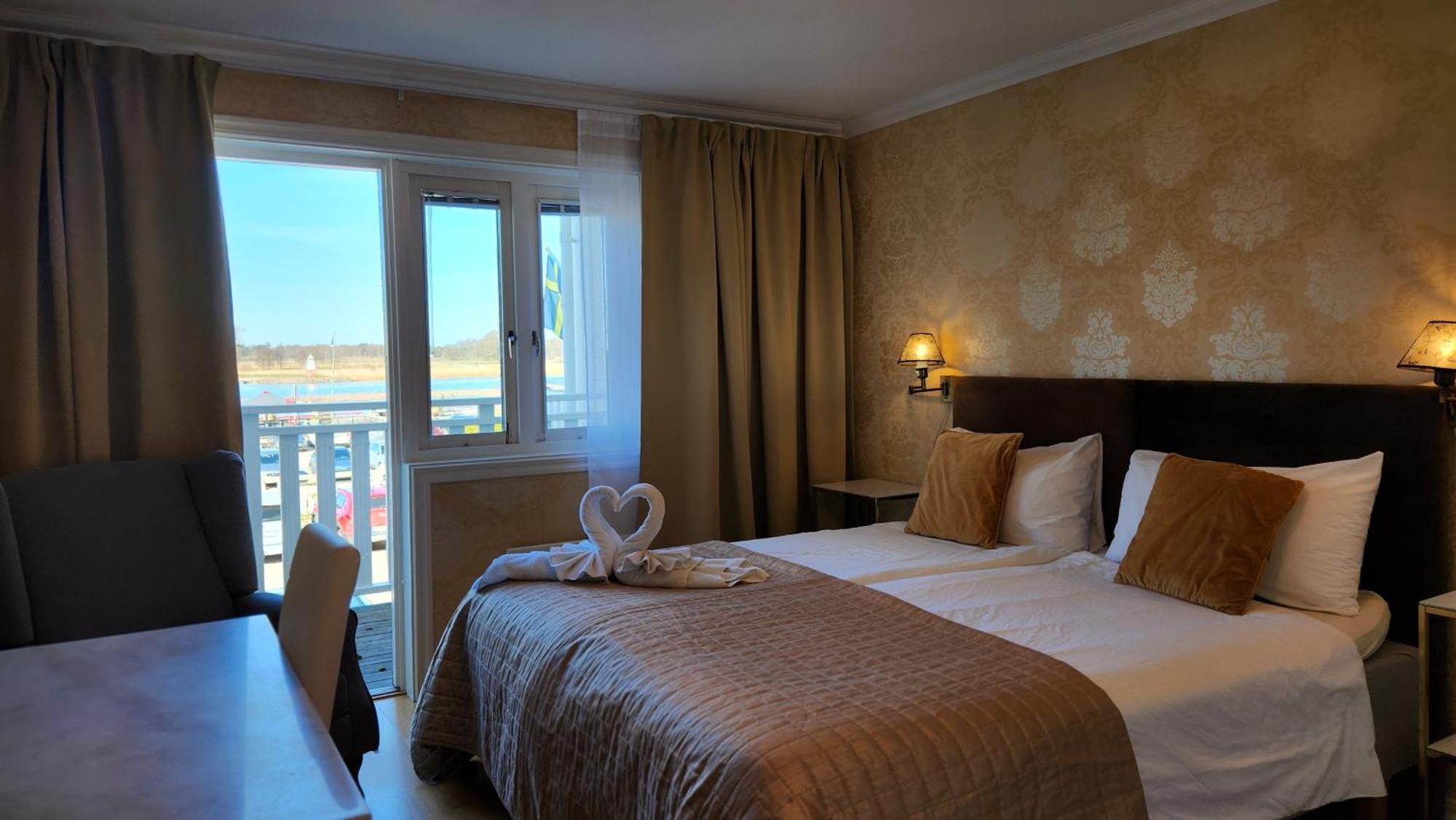 Vaenerport Lakefront Hotell Mariestad Buitenkant foto