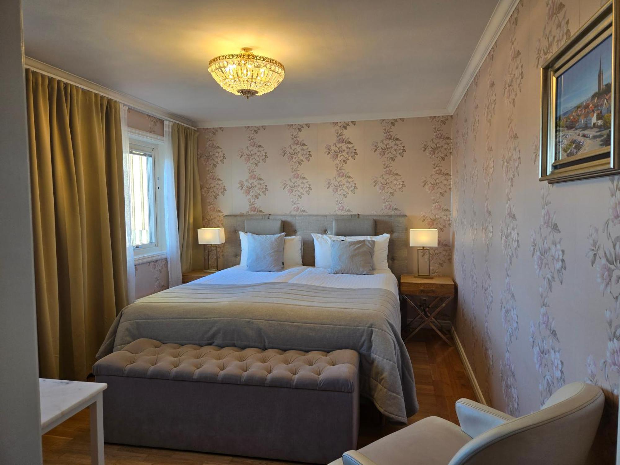 Vaenerport Lakefront Hotell Mariestad Buitenkant foto