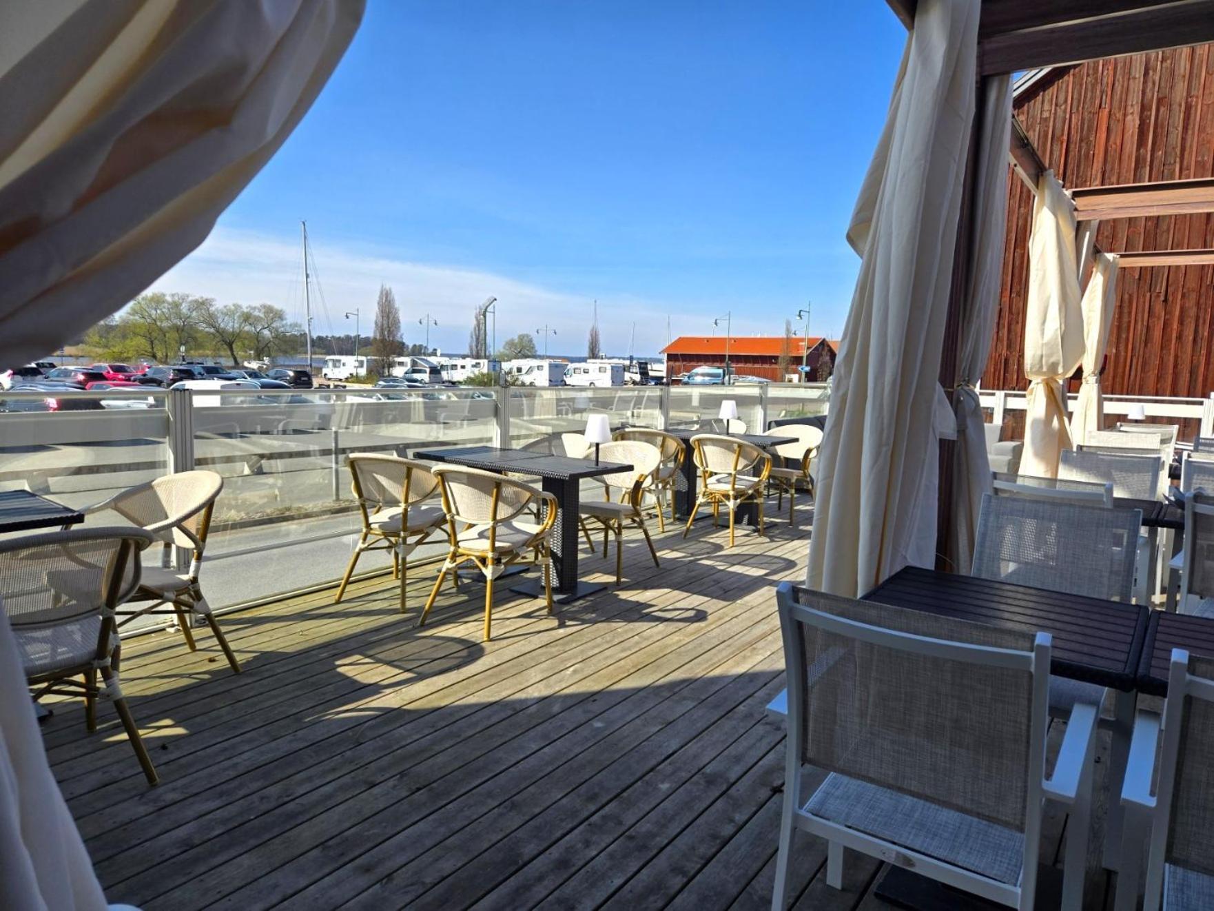 Vaenerport Lakefront Hotell Mariestad Buitenkant foto