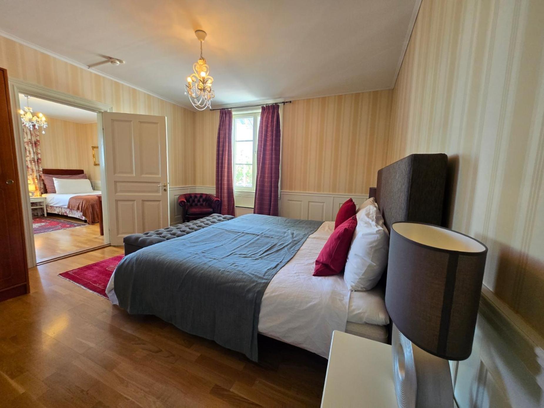 Vaenerport Lakefront Hotell Mariestad Buitenkant foto